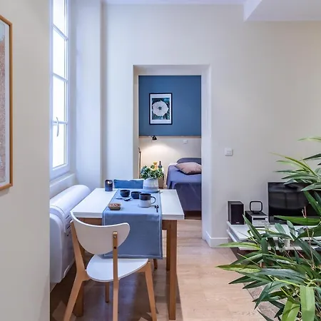 Apartament 06e - Le Cool & Cosy-t2 Climatise Au Coeur Du Vieux *