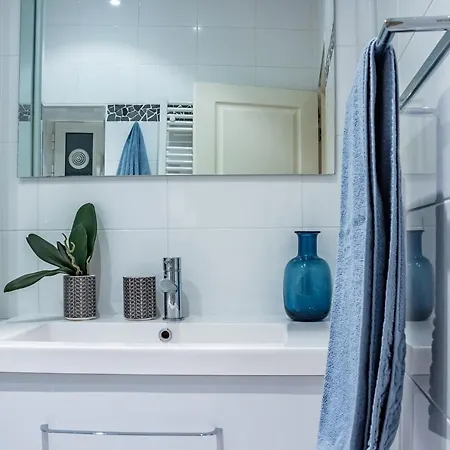 Apartament 06e - Le Cool & Cosy-t2 Climatise Au Coeur Du Vieux